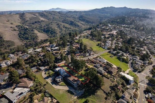 911 Clark Pl, El Cerrito, CA 94530