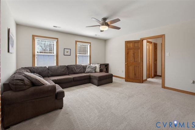 7234 Hanover Grove Ln, Mechanicsville, VA 23111