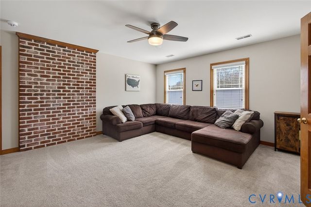 7234 Hanover Grove Ln, Mechanicsville, VA 23111