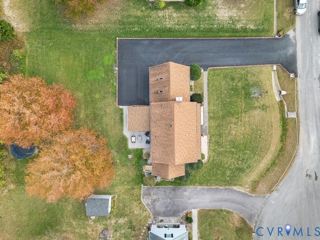 7234 Hanover Grove Ln, Mechanicsville, VA 23111