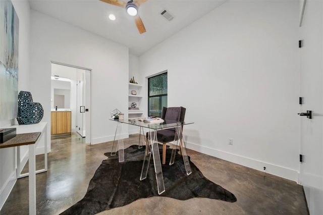 807 Memorial Heights Drive, Houston, TX 77007