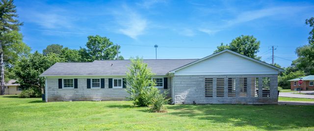 803 Nichols St, Pulaski, TN 38478