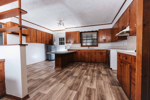 803 Nichols St, Pulaski, TN 38478
