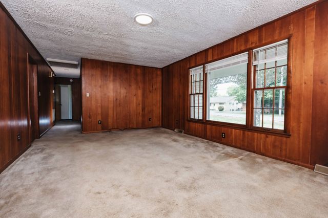 803 Nichols St, Pulaski, TN 38478