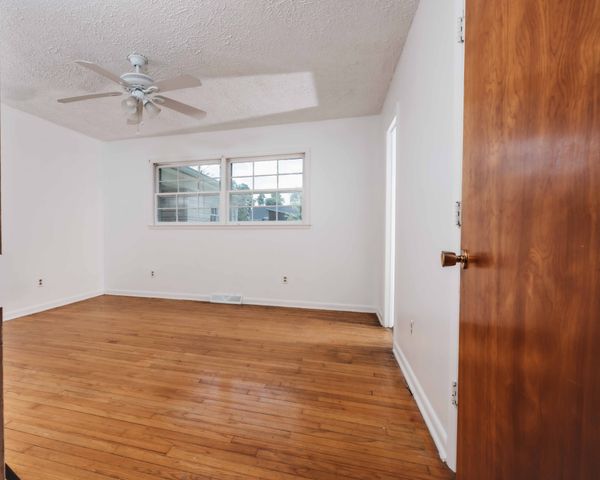 803 Nichols St, Pulaski, TN 38478