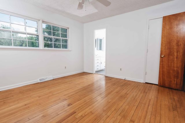 803 Nichols St, Pulaski, TN 38478
