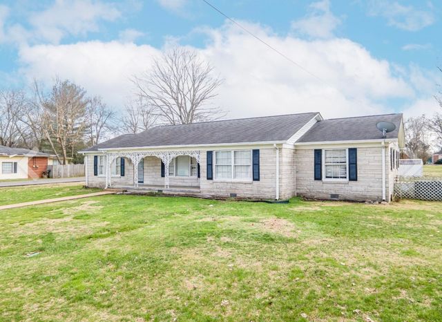 803 Nichols St, Pulaski, TN 38478