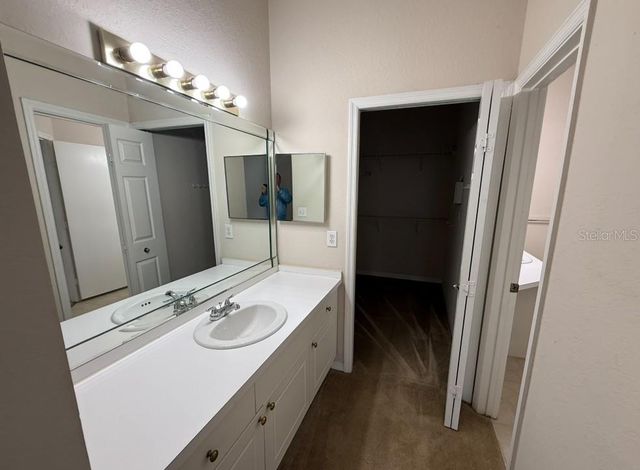 5174 NORTHRIDGE ROAD 311, Sarasota, FL 34238