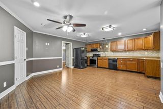 7648 Broadview Drive 102, Houston, TX 77061