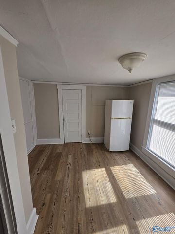 727 Sherrod Avenue, Florence, AL 35630