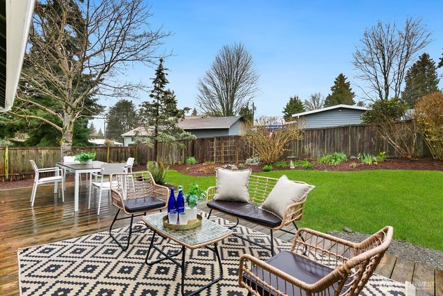 20008 101st Place NE, Bothell, WA 98011