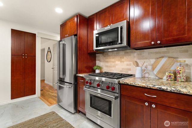 20008 101st Place NE, Bothell, WA 98011