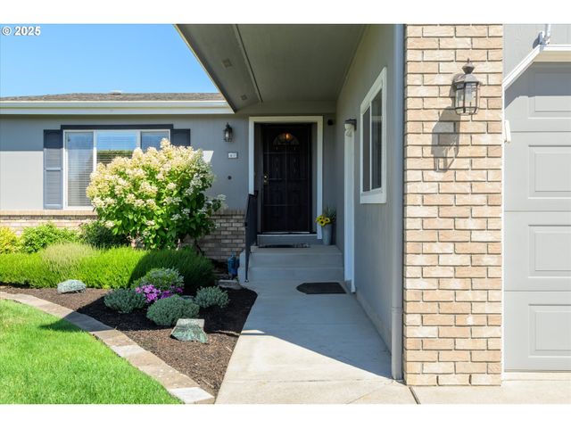 3220 CRESCENT Ave 80, Eugene, OR 97408