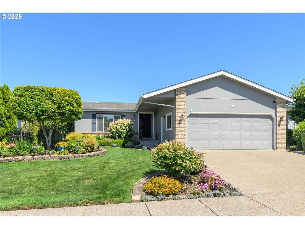 3220 CRESCENT Ave 80, Eugene, OR 97408