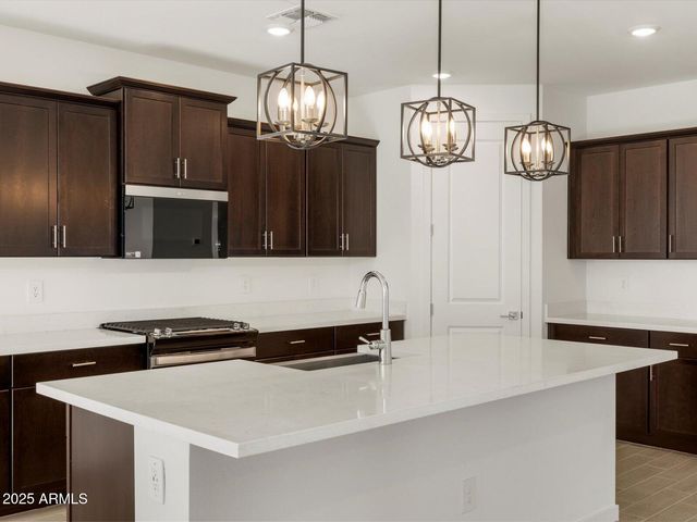 30548 W NIGHTSHADE Drive, Buckeye, AZ 85396