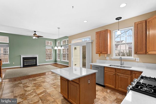 1616 CANDLEWOOD PL NE, Leesburg, VA 20176