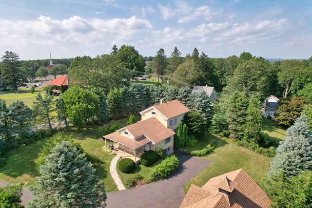 21 Church Street, Prospect, CT 06712