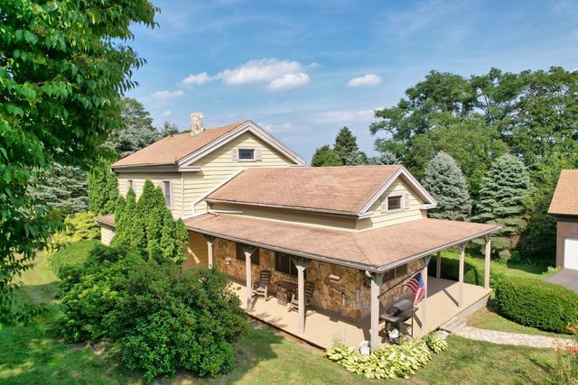 21 Church Street, Prospect, CT 06712