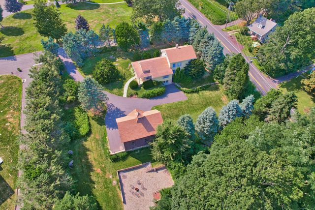 21 Church Street, Prospect, CT 06712