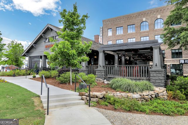 2555 Milford Lane, Alpharetta, GA 30009