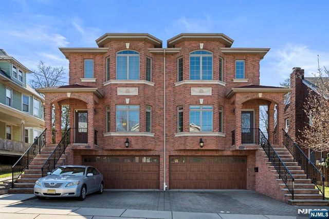 80B Liberty Place, Palisades Park, NJ 07650