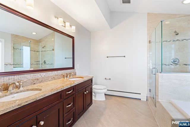 80B Liberty Place, Palisades Park, NJ 07650