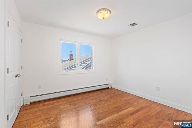 80B Liberty Place, Palisades Park, NJ 07650