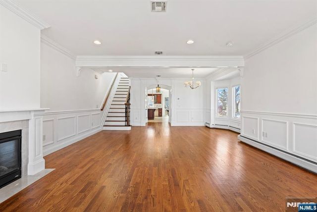 80B Liberty Place, Palisades Park, NJ 07650