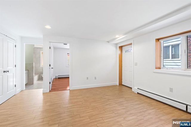80B Liberty Place, Palisades Park, NJ 07650