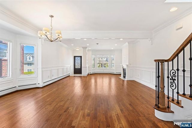 80B Liberty Place, Palisades Park, NJ 07650