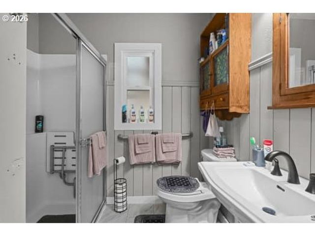 1068 9TH St, Washougal, WA 98671