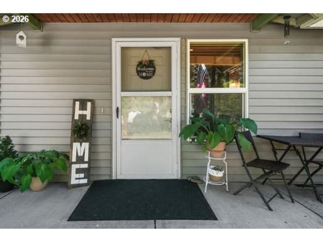 1068 9TH St, Washougal, WA 98671