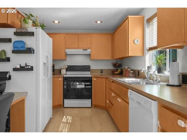 1068 9TH St, Washougal, WA 98671