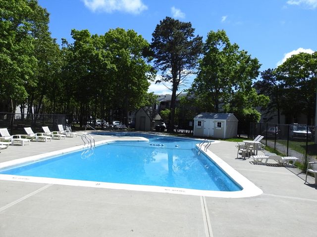 800 Bearses Way 4NF, Barnstable, MA 02601