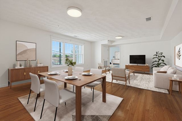 51 Pearl St 205, Malden, MA 02148