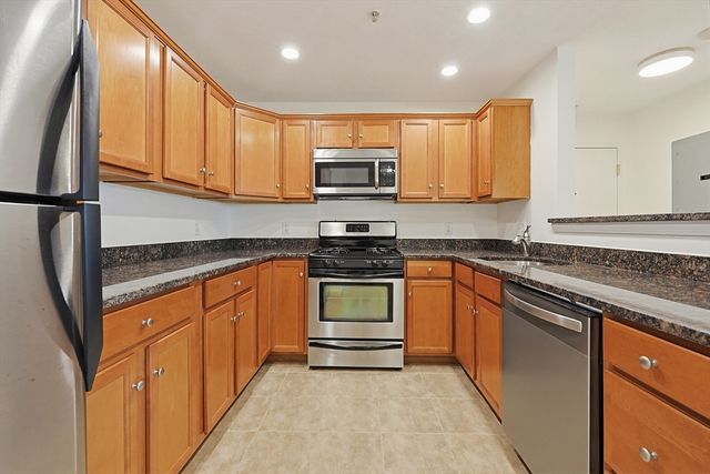 51 Pearl St 205, Malden, MA 02148