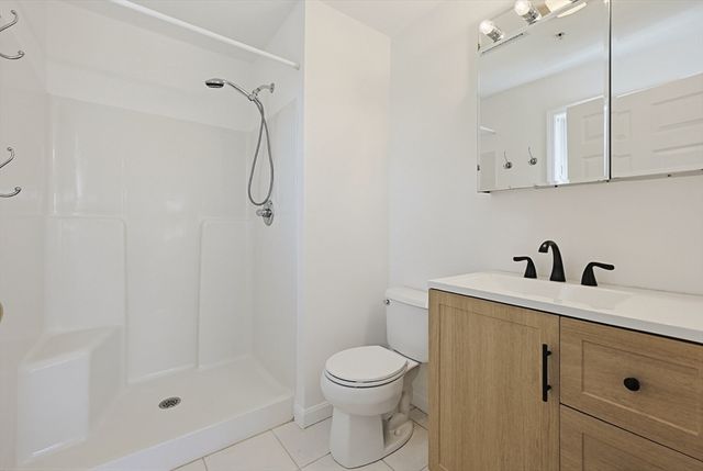 51 Pearl St 205, Malden, MA 02148