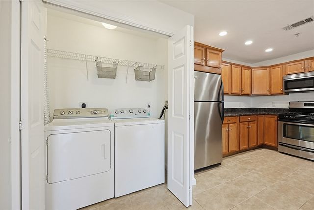 51 Pearl St 205, Malden, MA 02148