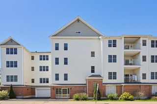 51 Pearl St 205, Malden, MA 02148