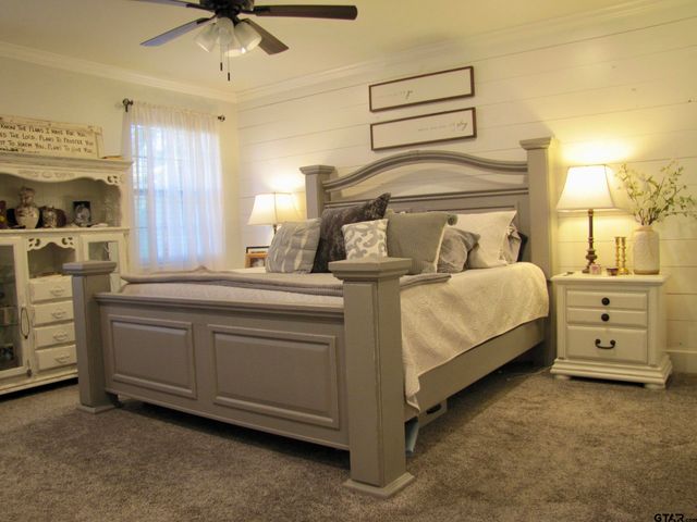 717 Meadow Creek Drive, Tyler, TX 75703