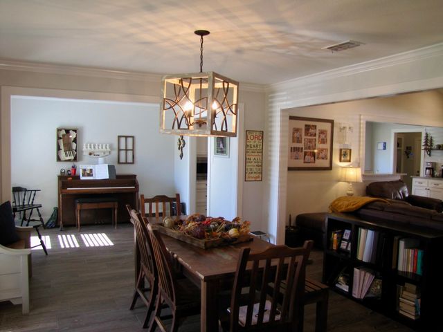 717 Meadow Creek Drive, Tyler, TX 75703