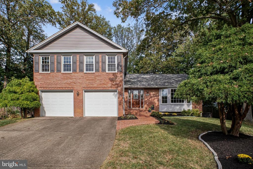 4511 OVERCUP CT, Fairfax, VA 22032