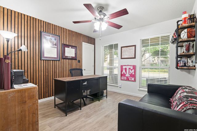 516 THOREAU TRL, Schertz, TX 78154