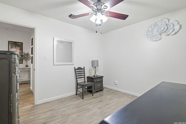 516 THOREAU TRL, Schertz, TX 78154