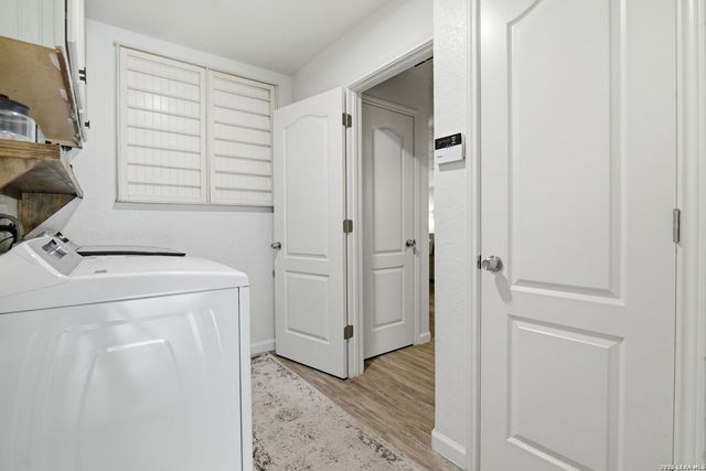 516 THOREAU TRL, Schertz, TX 78154