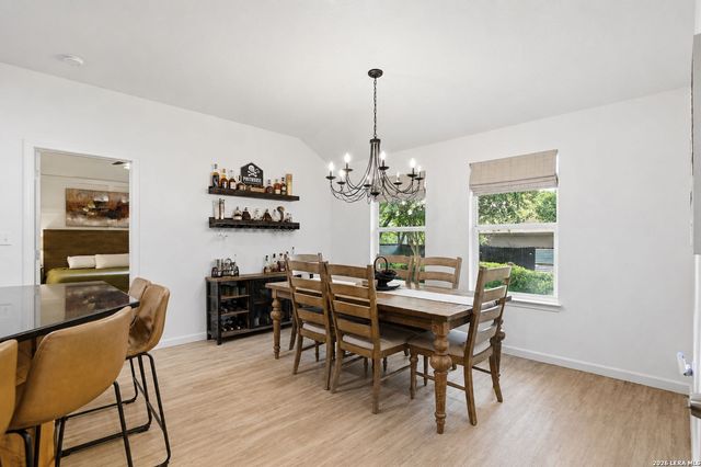 516 THOREAU TRL, Schertz, TX 78154