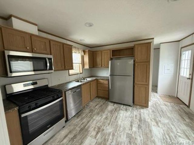 3146 Route 9w 5A, New Windsor, NY 12553