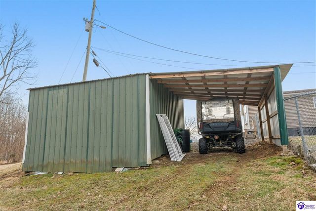 305 Ellen Lane, Brandenburg, KY 40108