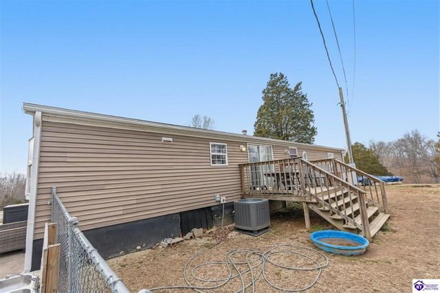 305 Ellen Lane, Brandenburg, KY 40108