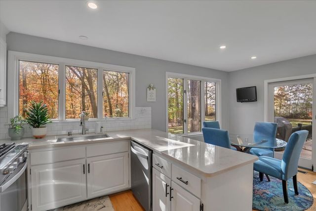 31 Erica Court, Southington, CT 06489